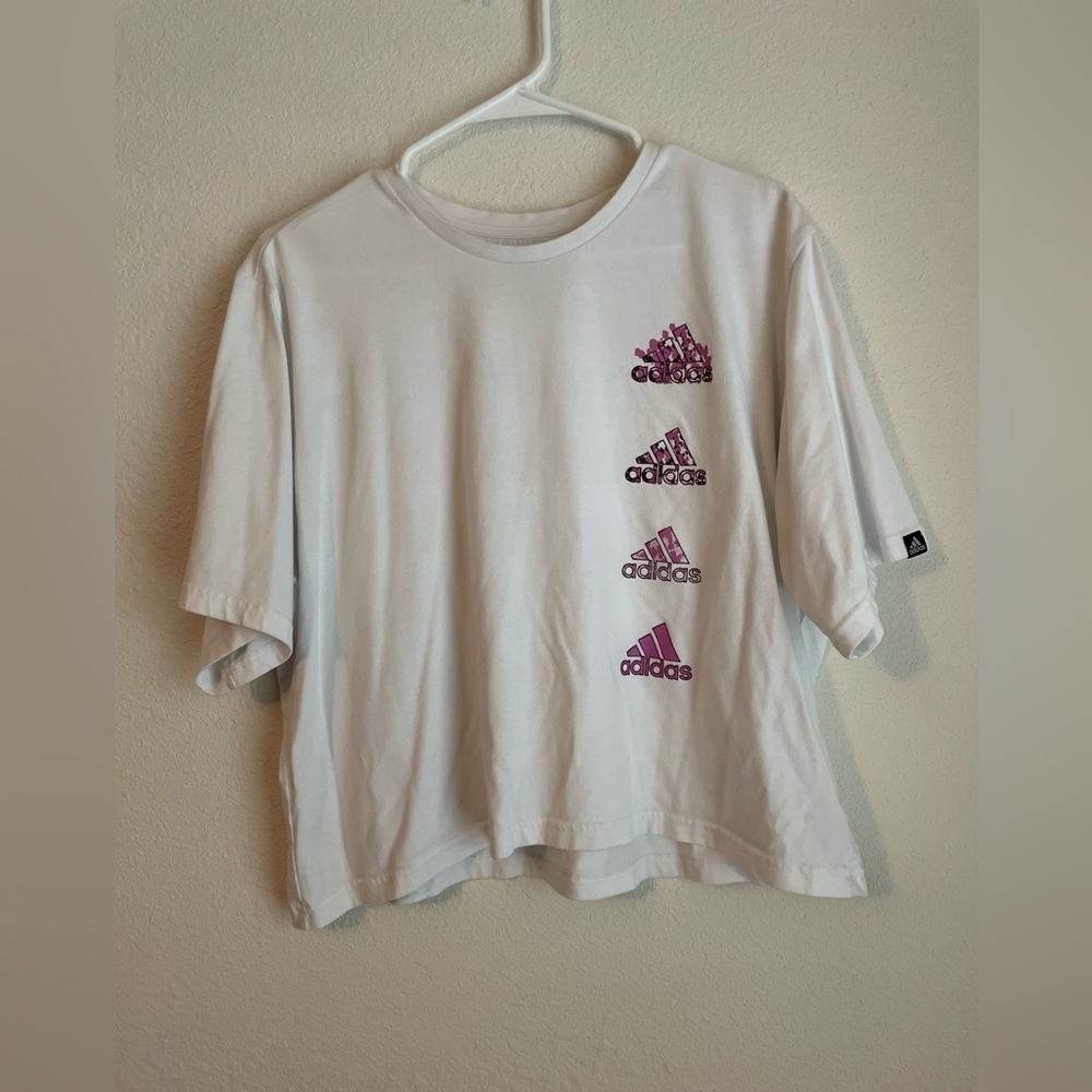 Adidas Aeroready White and purple Short Sleeve Tee size XL